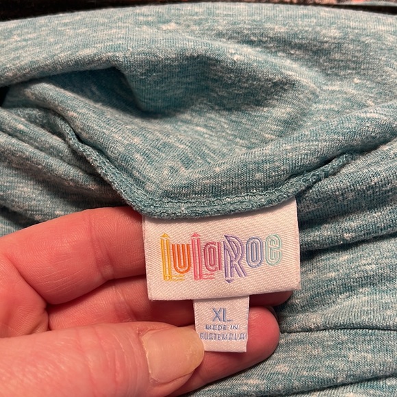 Azure skirts! - Picture 2 of 5